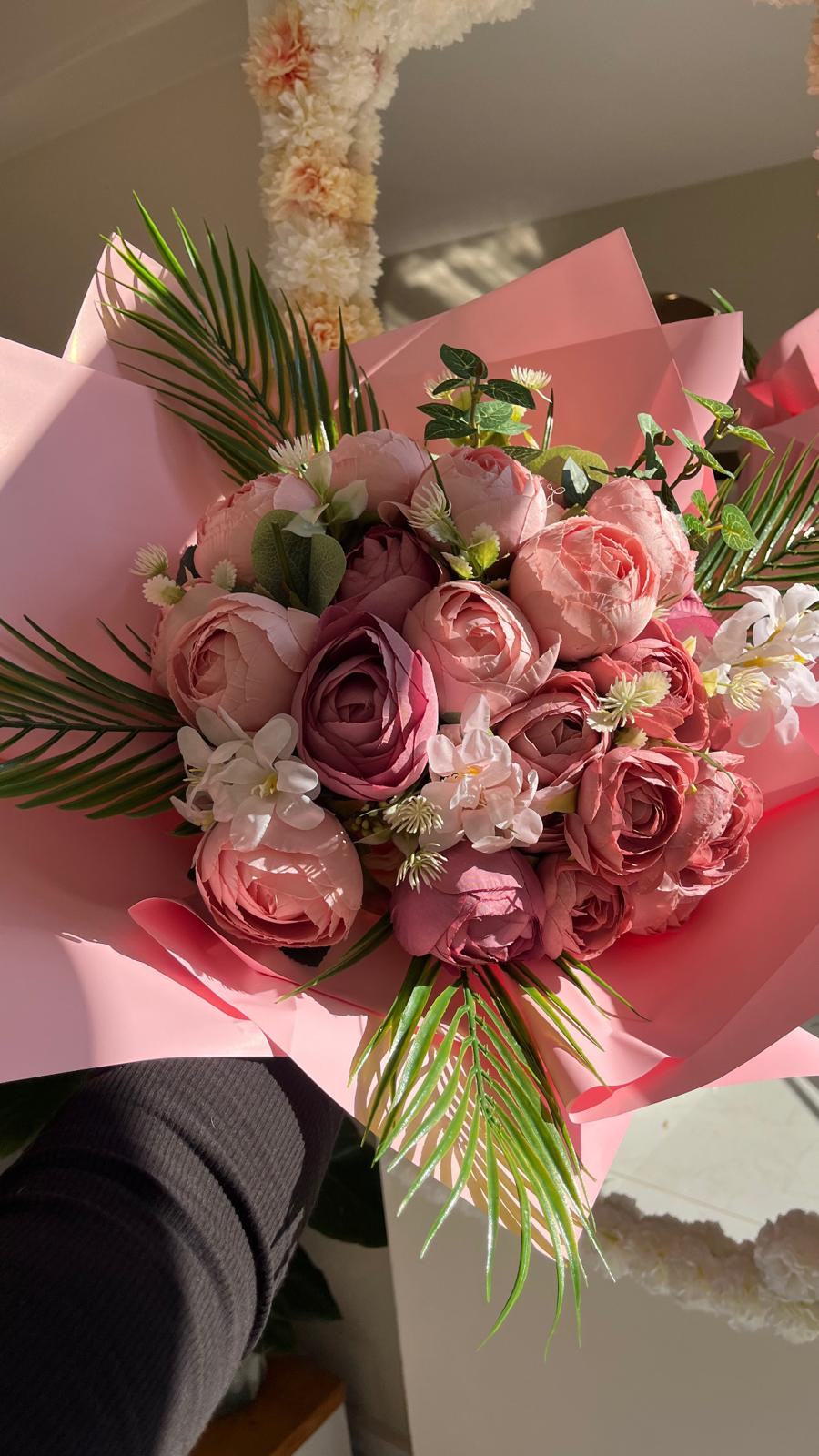 Pembe Şakayık Buketi