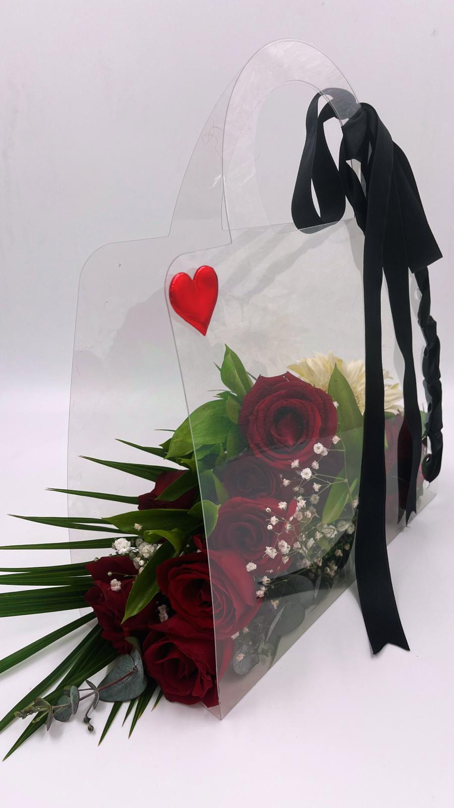 Şeffaf Çantada 10 Kırmızı Gül