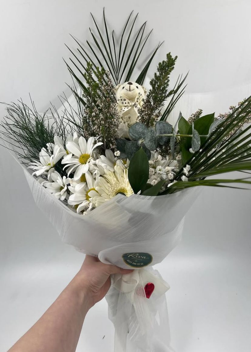 Beyaz Papatya Buketi Ayıcık Detaylı